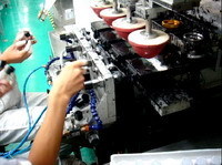 供应化装品口红组装设备-点胶机-超声波熔接-昆山铭镭自动化_机械及行业设备_世界工厂网中国产品信息库